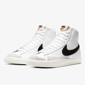 Nike Blazer Mid ‘77 - US9.5/EU41 - gently used